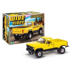 Revell 1980 Ford Dually 6-Wheeler Pickup 1/25
