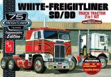 AMT - White-Freightliner SD/DD 2 en 1 1/25