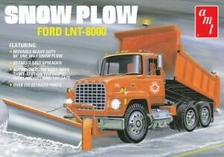 AMT - Snow Plow Ford LNT-8000 1/25