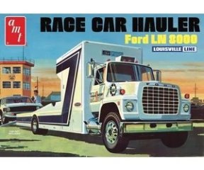 AMT - Race Car Hauler Ford LN 8000 1/25