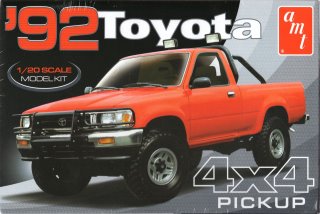 AMT 1992 Toyota 4 X 4 Pickup 1/20 Model Kit
