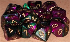 Ensemble De 7 Dés Gemeni Vert/Violet Avec Chiffres Dorés