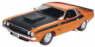 RMX - 1970 Dodge Challenger 2 In 1 1/24