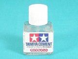 Tamiya Cement 40 ml.